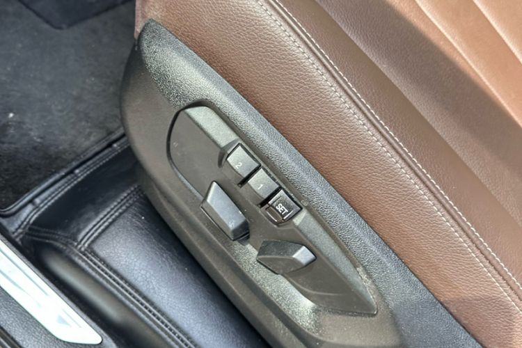 Used BMW X5 2017 xDrive28i
