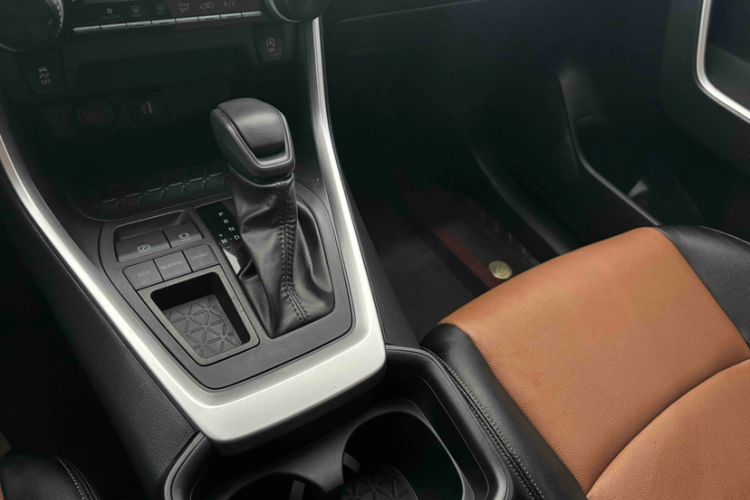 Used Toyota Wildlander 2023 2.0L CVT Two-Wheel Drive Leading Edition