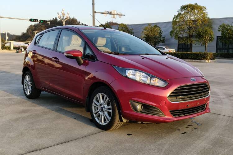 Used Ford Fiesta 2013 Hatchback 1.5L Automatic Fashion Edition