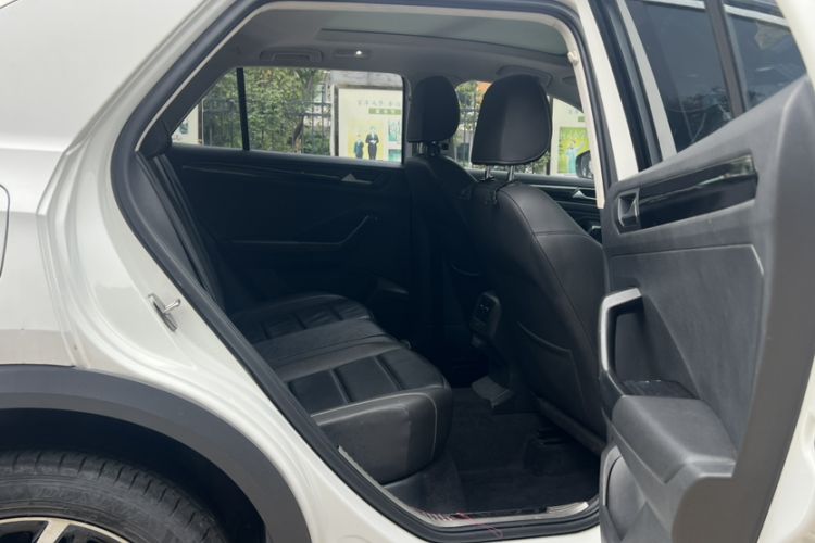 Used Volkswagen T-ROC 2019 280TSI DSG Two-Wheel Drive Comfort Version China VI Standard