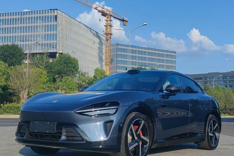 Used Xiaomi Auto YU7 2025 Ultra-Long Range High-Performance All-Wheel-Drive Max Edition