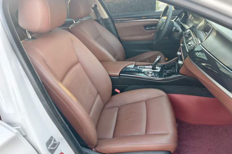 Used BMW 5 Series (Import) 2015 520i Elegant Edition