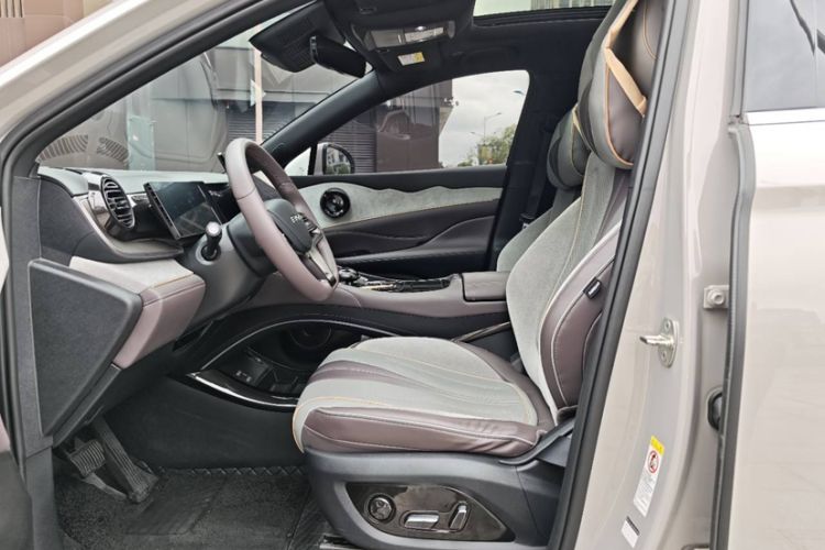 Used BYD Frigate 07 2023 DM-i 205KM Prestige Model