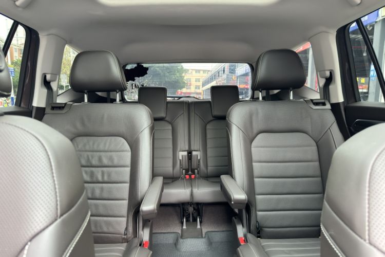 Used Volkswagen Teramont 2019 380TSI Four-Wheel Drive Luxury Version China VI Standard Interior 6