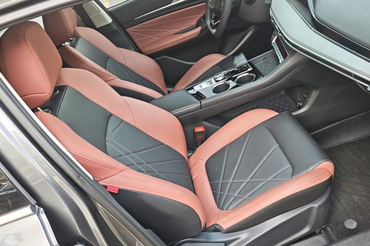 Used CHANGAN Eado 2022 PLUS Blue Whale NE 1.4T GDI DCT Flagship Edition
