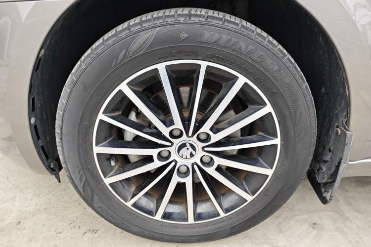 Used Skoda Octavia 2018 1.6L Automatic Luxury Edition