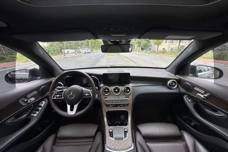 Used Mercedes-Benz GLC 2022 GLC 300 L 4MATIC Dynamic Edition Prestige Model