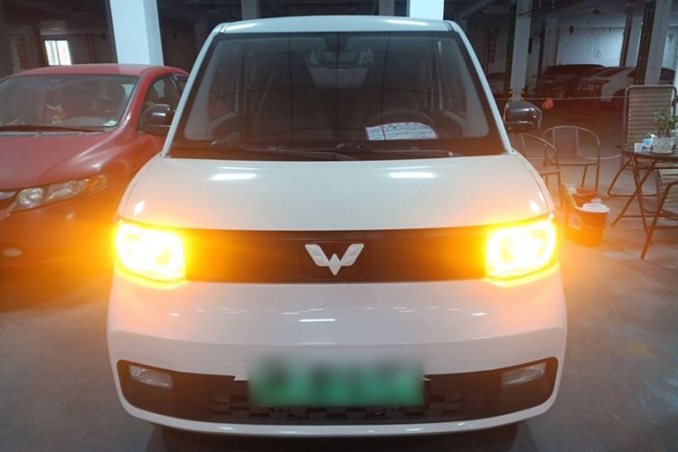 Used Wuling Hongguang MINIEV 2021 Macaron Sandwich Model 170 km Lithium Iron Phosphate