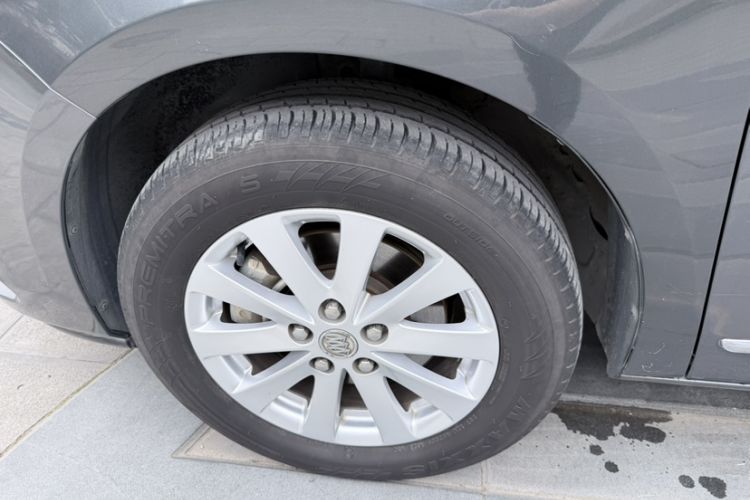 Used Buick GL8 2018 28T Luxury Model China VI Standard
