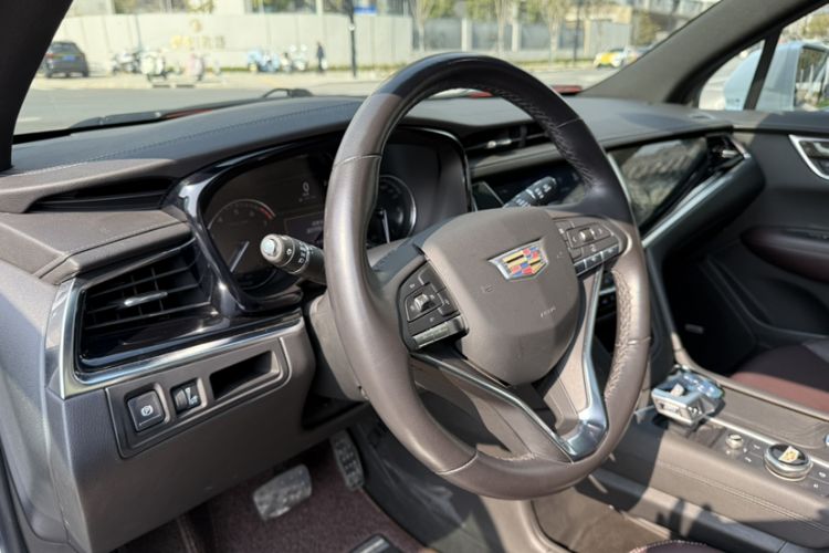 Used Cadillac XT6 2021 2.0T 7-Seater Two-Wheel-Drive Luxury Version Interior 6