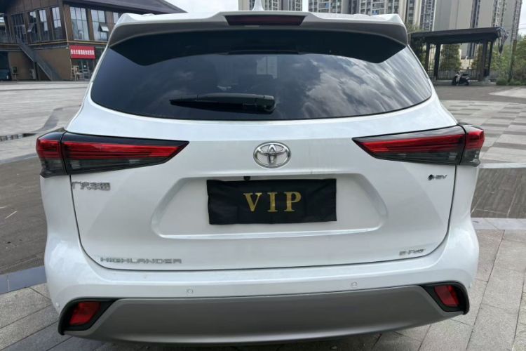 Used Toyota Highlander 2024 2.5L Smart Electric Hybrid Dual-Motor Two-Wheel-Drive Prestige Version 7 Seats
