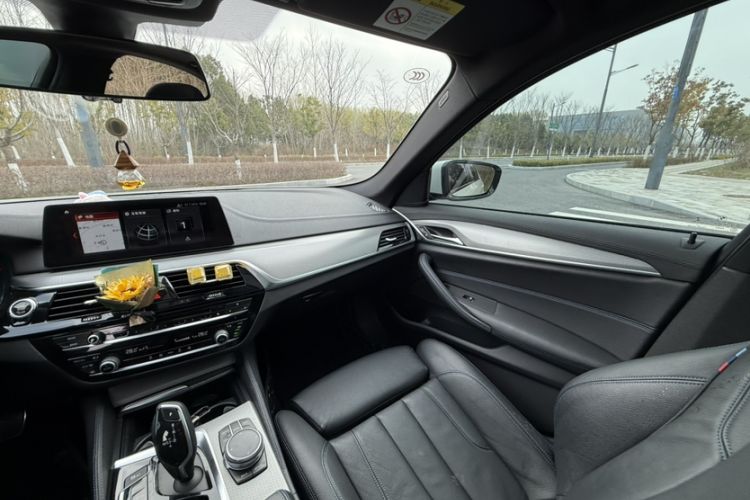 Used BMW 5 Series 2018 525i M Sport Package