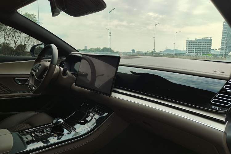 Used BYD Han 2023 DM-i Champion Edition 200KM Premium Model
