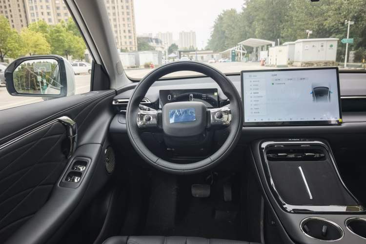 Used AION V 2024 Aion Tyrannosaurus 520 Smart Luxury Edition
