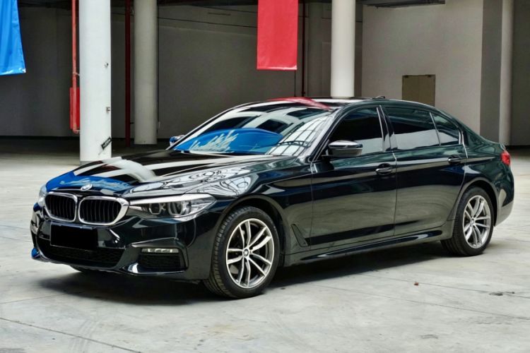 Used BMW 5 Series 2019 525Li M Sport Package