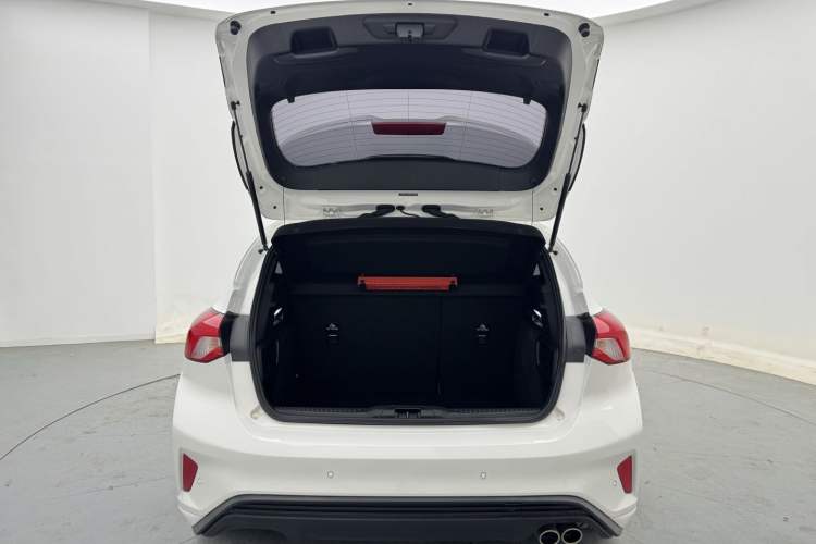 Used Ford Focus 2022 Hatchback EcoBoost 180 Automatic ST Line