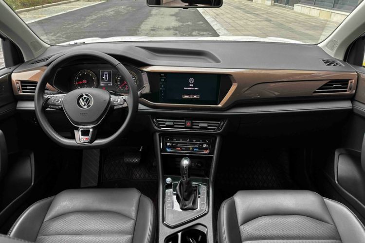 Used Volkswagen Tharu 2021 280TSI Two-Wheel-Drive Luxury Plus Edition