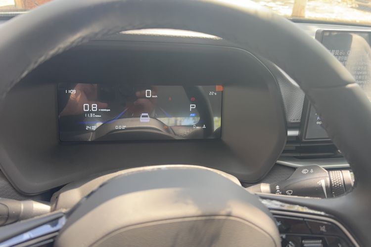 Used Geely Auto Emgrand 2026 Model 4th Generation 4 Millionth Anniversary Edition 1.5L CVT Overdrive Edition Instrument Cluster