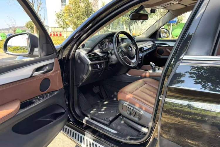 Used BMW X6 2015 xDrive35i Leading Model
