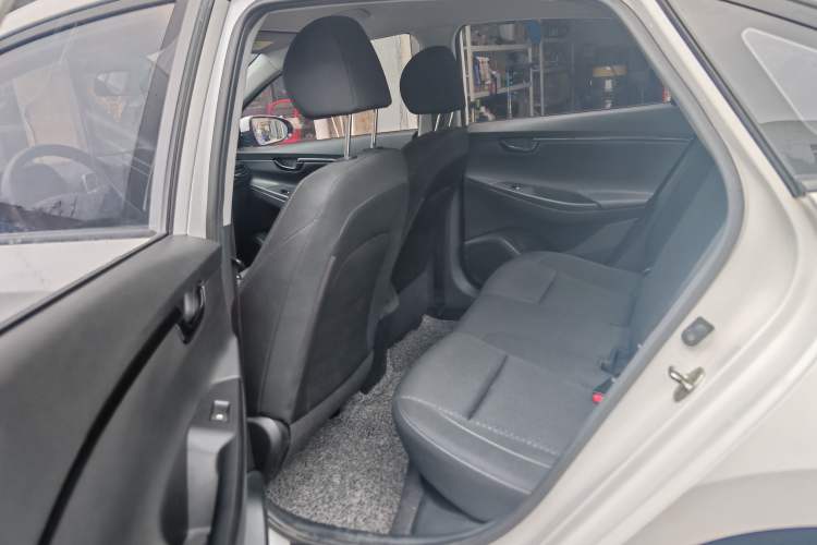 Used Hyundai Celesta 2020 1.6L Automatic GL Enjoyable Edition