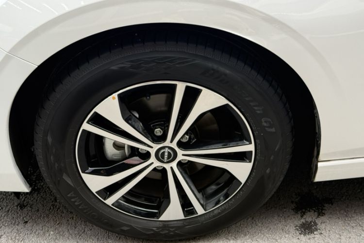 Used Nissan Sylphy 2023 Revised 1.6L CVT Enjoyment Edition Exterior 3