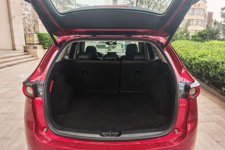 Used Mazda CX-5 2017 2.5L Automatic 4x4 ZhiZun Version China V Standard
