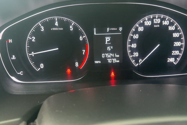 Used Honda Accord 2018 260TURBO Elite Edition China VI Odometer Close Up