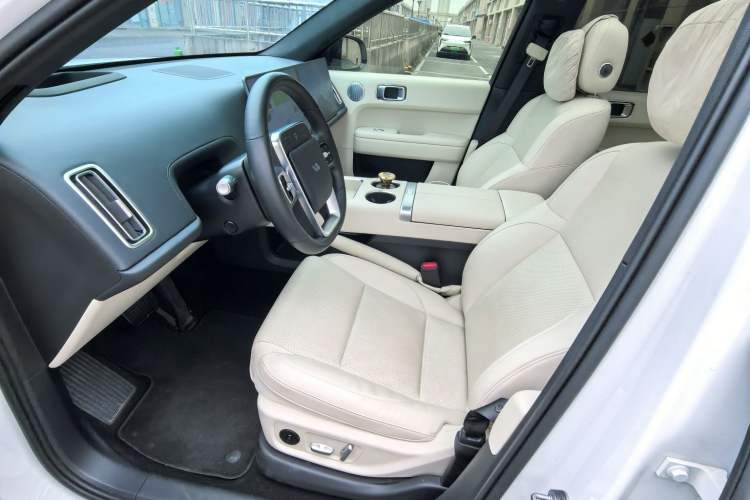 Used Li Auto L6 2024 Pro Model
