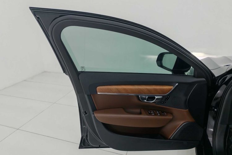 Used Volvo S90 New Energy 2024 Plug-in Hybrid Four-Wheel Drive Long-Range Zhiyi Luxury Edition Interior 5