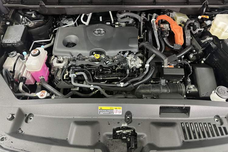 Used Toyota Highlander 2024 2.5L Smart Electric Hybrid Dual-Engine Four-Wheel Drive Prestige Version – 7 Seats