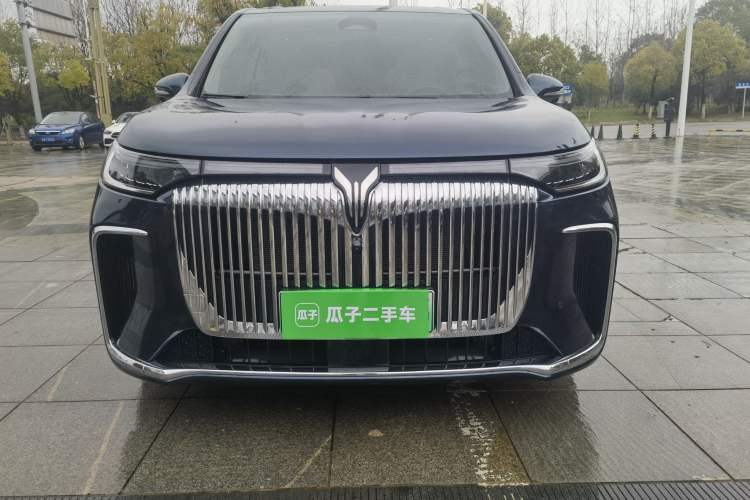 Used VOYAH Dream 2025 PHEV Four-Wheel Drive Excellence Kunpeng Edition
