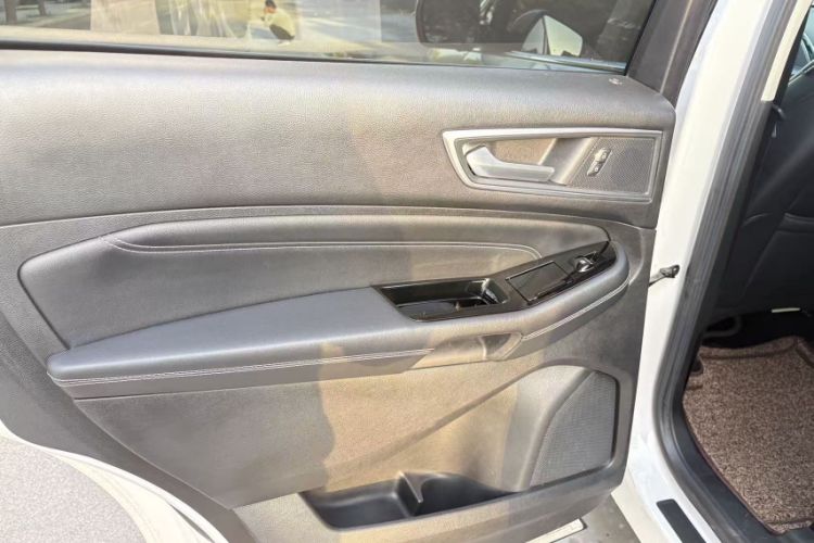 Used Ford Edge 2015 2.0T GTDi 4x4 High-Grade Model