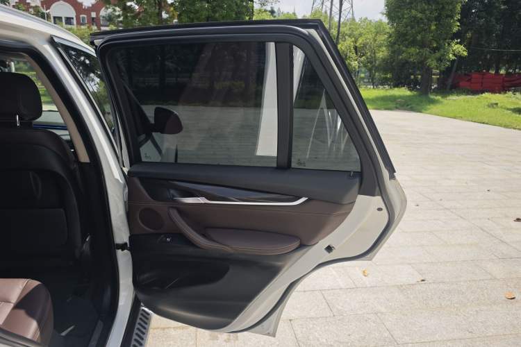 Used BMW X5 2013 xDrive35i U.S. specification