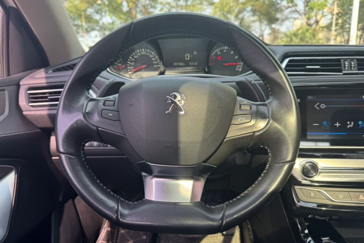 Used Peugeot 308 2019 230THP Automatic Luxury Edition China VI Standard
