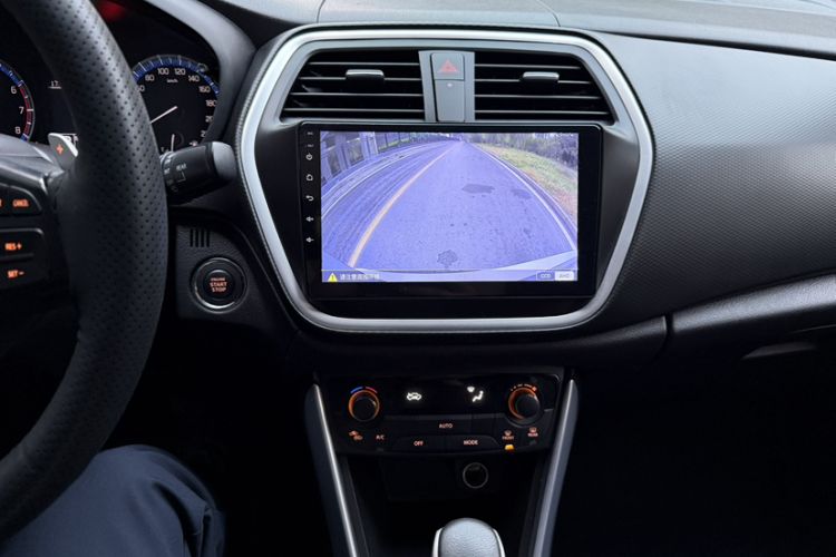 Used Suzuki S-Cross 2014 1.6L CVT Four-Wheel Drive Luxury Version
