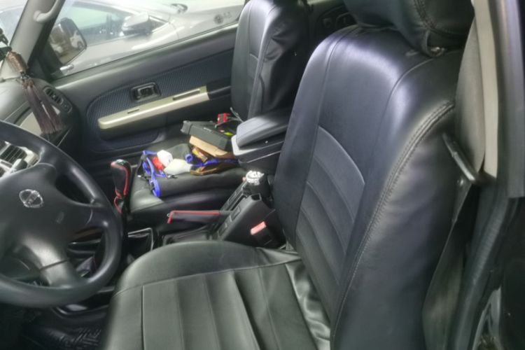 Used Nissan Paladin 2013 2.4L Two-Wheel Drive Standard Version China IV Standard
