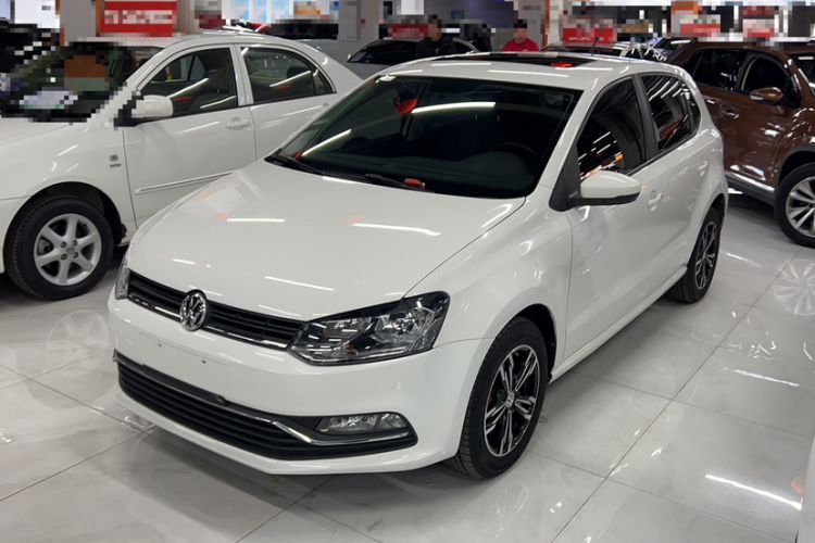 Used Volkswagen Polo 2016 1.6L Automatic Comfort Model