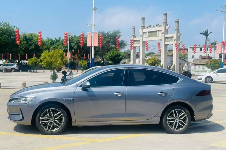 Used BYD Qin PLUS 2023 Champion Edition EV 510KM Leading Model