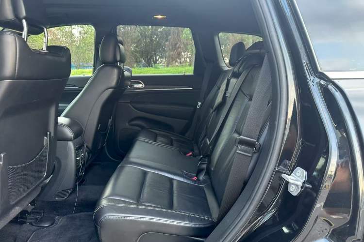 Used Jeep Grand Cherokee 2015 3.0TD Diesel Comfort Navigation Edition