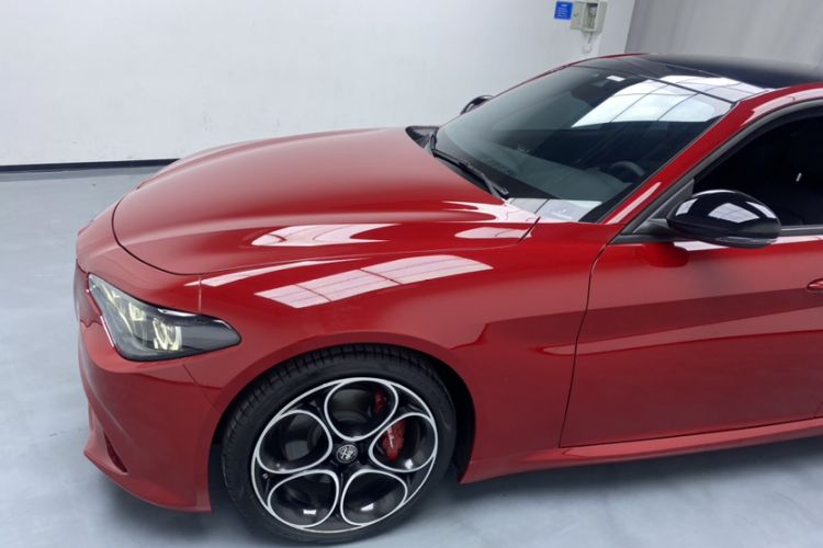 Used Alfa Romeo Giulia 2023 2.0T 280HP Longitudinal Engine Version
