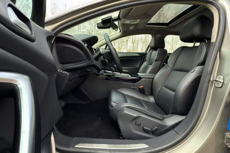 Used Citroen C5 2017 350THP Automatic Luxury Model