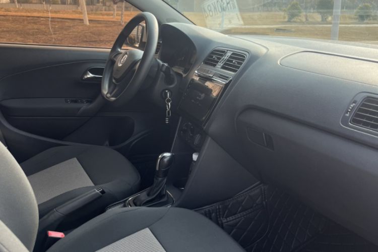 Used Volkswagen Polo 2016 1.4L Automatic Trendy Model
