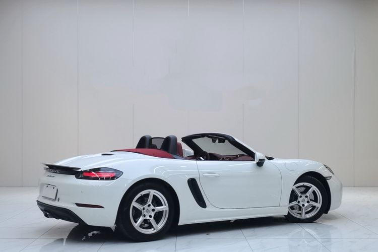 Used Porsche 718 2022 Boxster 2.0T Exterior 4