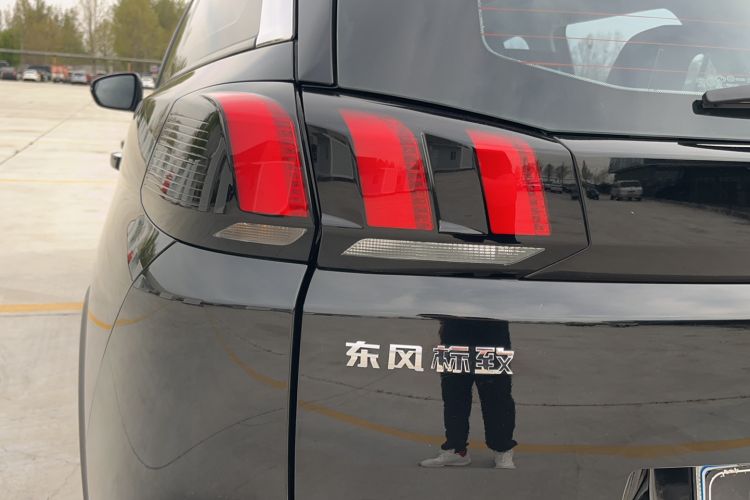 Used Peugeot 5008 2017 380THP 7-Seater Elite Edition Exterior 2