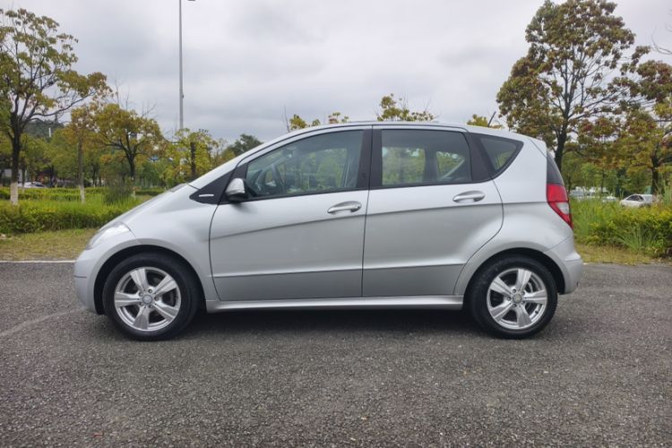 Used Mercedes-Benz A-Class 2011 A 160
