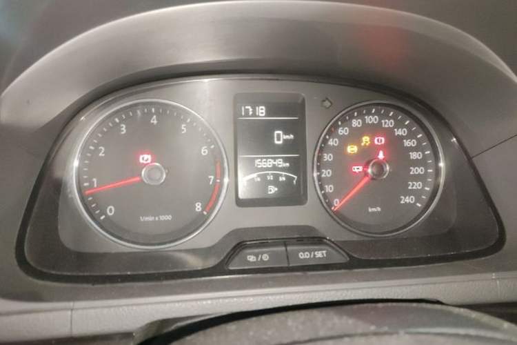 Used Volkswagen Gran Lavida 2013 1.6L Manual Comfort Model