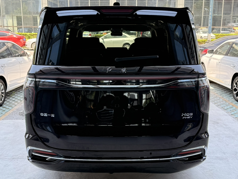 Hongqi HQ9 PHEV 2024 2.0T Four-Wheel Drive Luxury Edition — снимка 12