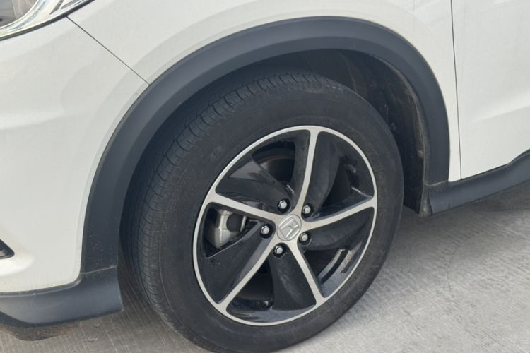 Used Honda Vezel 2020 1.5L CVT Pioneer Edition
