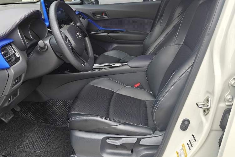 Used Toyota IZOA 2020 2.0L Enjoy Edition