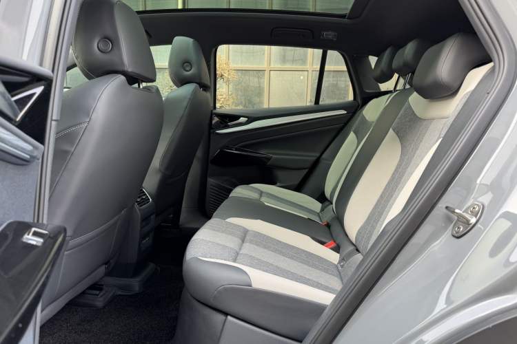 Used Volkswagen ID.4 CROZZ 2024 Pure Edition Limited Edition